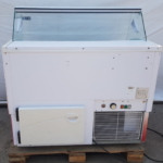 Vitrina za sladoled 1